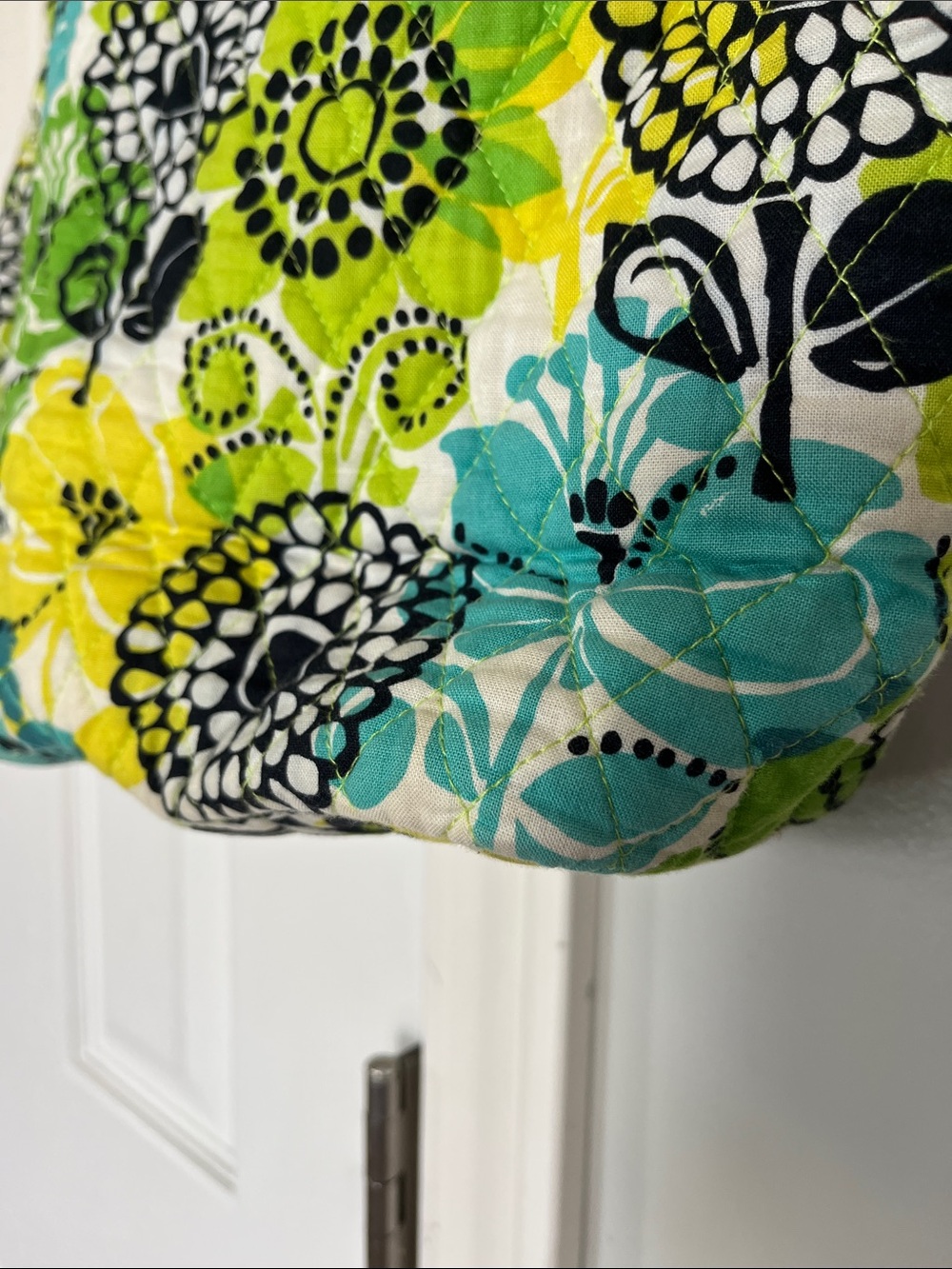 Vera Bradley Quilted Floral Tote Bag in Green and Teal flowers sunflowers 🌻 - Picture 8 of 13